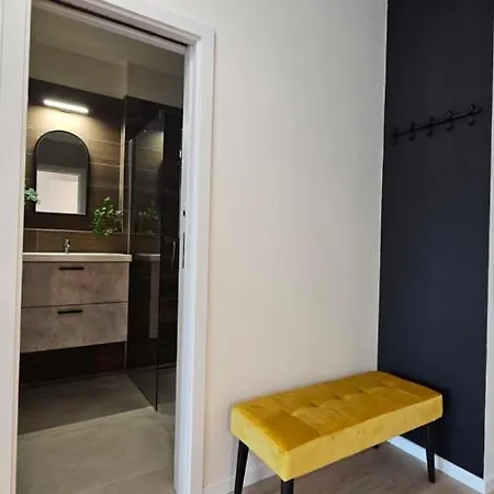 2 Apartment, With Terrace, New Building, 210 布拉迪斯拉发