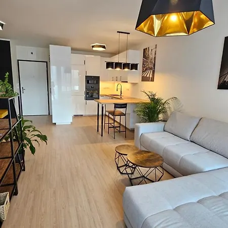 2 Apartment, With Terrace, New Building, 210 Appartamento *